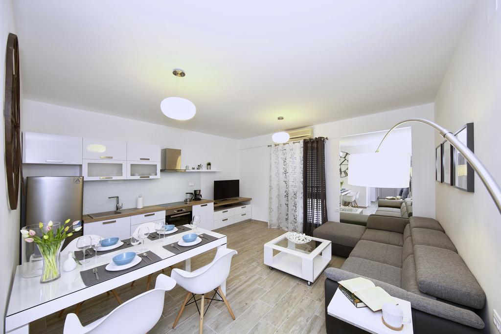 First Floor Zadar Apartment Exteriör bild